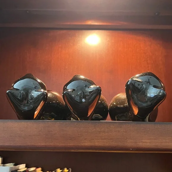 3 Green Eyed Black Cats - Picture 7 of 9